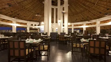 Emporio Cancun