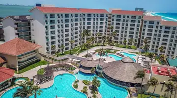 Emporio Cancun