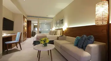 Emporio Cancun