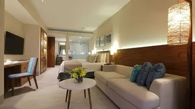 Emporio Cancun