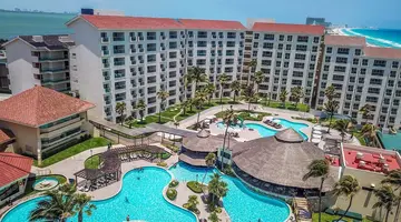 Emporio Cancun