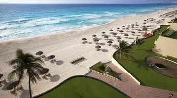 Emporio Cancun