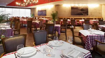 Emporio Cancun