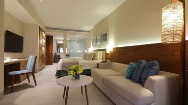 Emporio Cancun