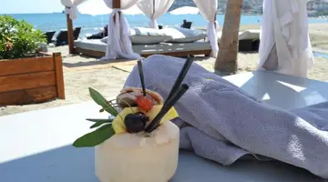 EN VIE BEACH BOUTIQUE HOTEL