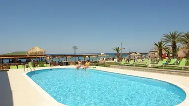 ENORME AMMOS BEACH RESORT