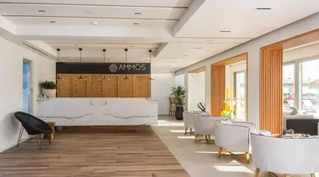 ENORME AMMOS BEACH RESORT