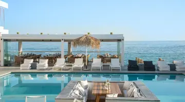 ENORME AMMOS BEACH RESORT