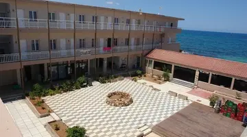 ENORME AMMOS BEACH RESORT