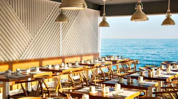 ENORME AMMOS BEACH RESORT