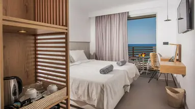 ENORME AMMOS BEACH RESORT