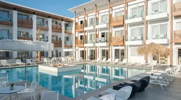 ENORME AMMOS BEACH RESORT