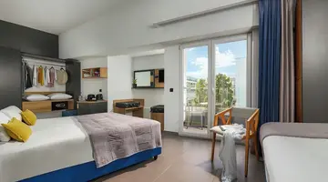 Enorme Infinity Beach ex Infinity Blue