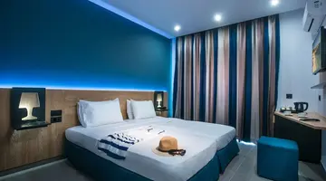 Enorme Infinity Beach ex Infinity Blue
