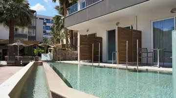 Enorme Infinity Beach ex Infinity Blue