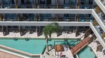 Enorme Infinity Beach ex Infinity Blue