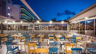 Enorme Infinity Beach