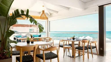 Enorme Infinity Beach