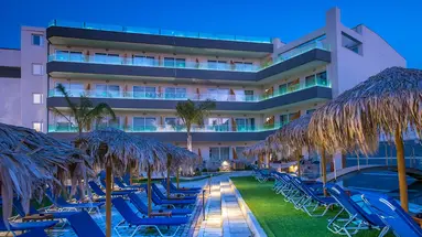 Enorme Infinity Beach