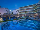 Enorme Infinity Beach