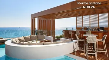 Enorme Santanna Beach Resort