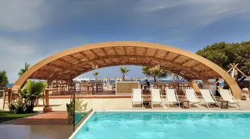 Enorme Teatro Beach