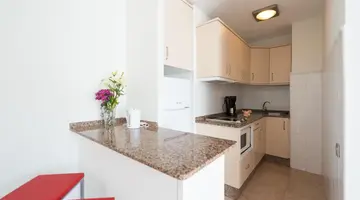 eó Hotel Las Rosas