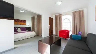 eo Suite Hotel Jardin Dorado