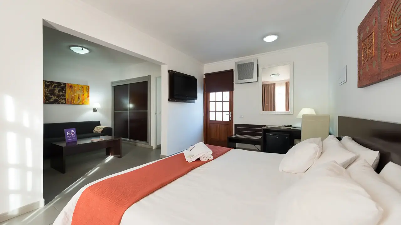 Eó Suite Hotel Jardin Dorado