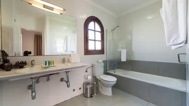 eo Suite Hotel Jardin Dorado
