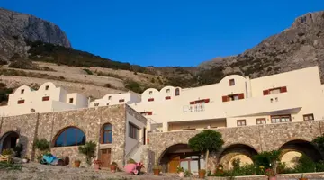 EPAVLIS HOTEL