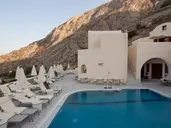 Epavlis Hotel