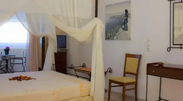 EPAVLIS HOTEL
