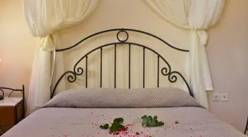 Epavlis Hotel