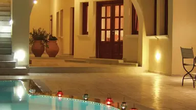 Epavlis Hotel