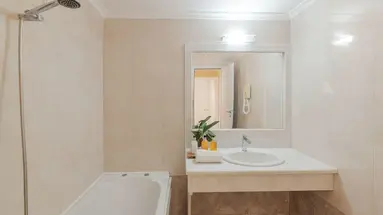 Epavlis Hotel