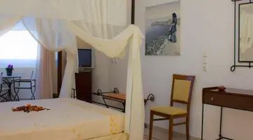 EPAVLIS SANTORINI