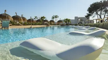 Eques Petit Resort