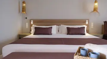 Eques Petit Resort