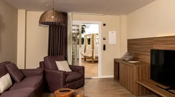 Eques Petit Resort