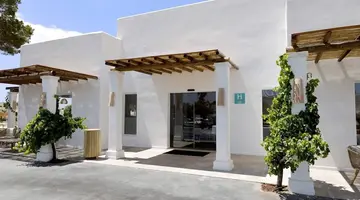 Eques Petit Resort