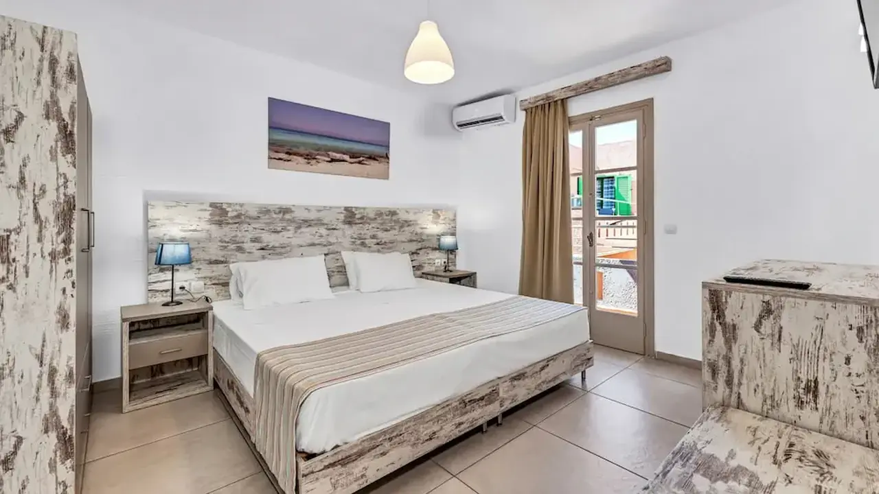Erato Hotel