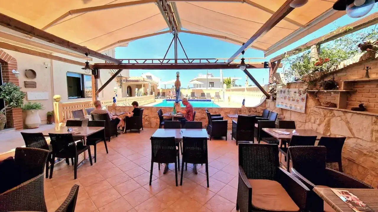 Erato Hotel