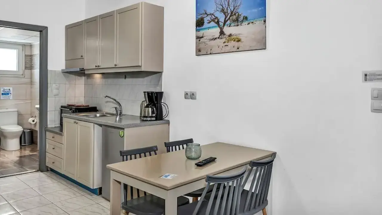 Erato Hotel