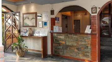 Erato Hotel
