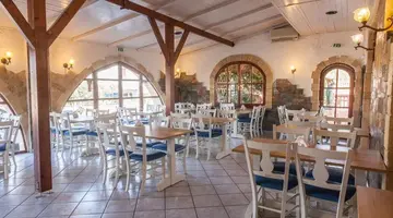 ERATO Shotel