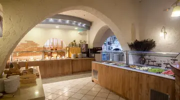 ERATO Shotel