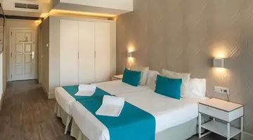 EREZA MAR (ADULTS ONLY 16+)