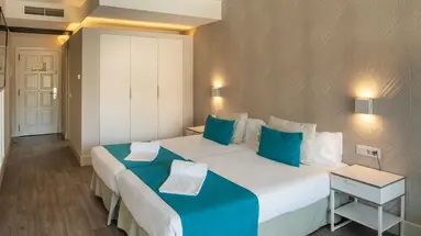 EREZA MAR (ADULTS ONLY 16+)