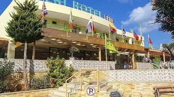 Eri Beach Resort